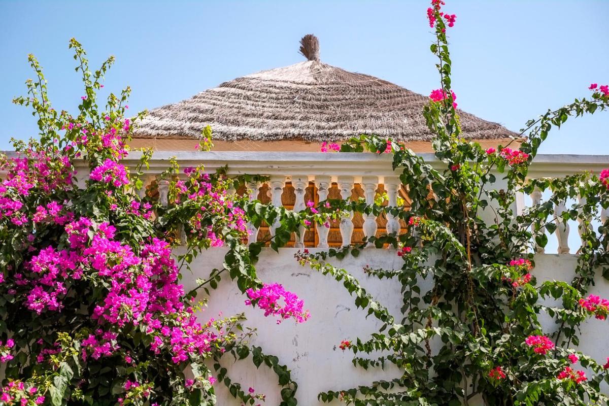 Keur Dofie Bed & Breakfast Тубаб Диалау Екстериор снимка